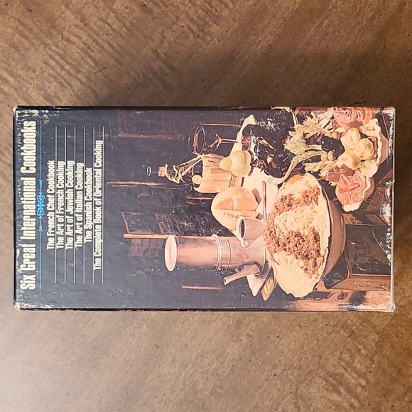 Six Great International Cookbooks Vintage Box Set - Picture 2 of 4